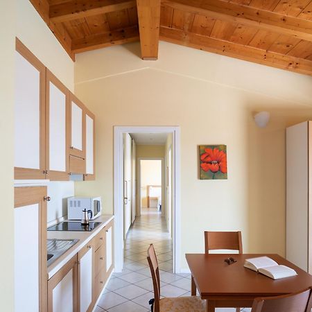 Le Terrazze Sul Lago Hotel & Residence Padenghe sul Garda Exterior photo